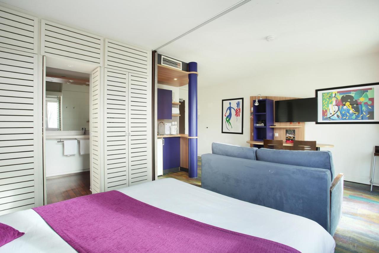 Suite-Home Orleans-Саран Екстериор снимка